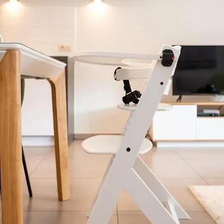 Apartament Stijlvol Genieten Pal In Het Centrum