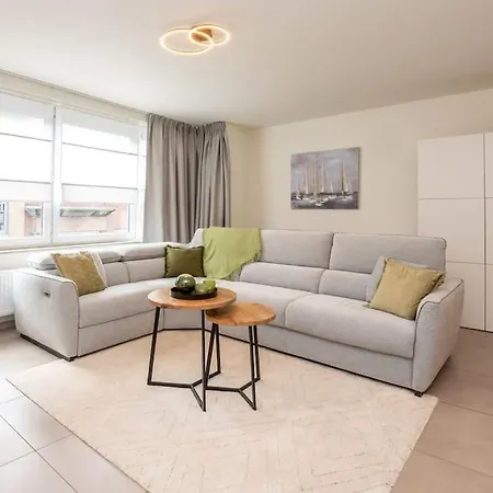 Stijlvol Genieten Pal In Het Centrum Apartman